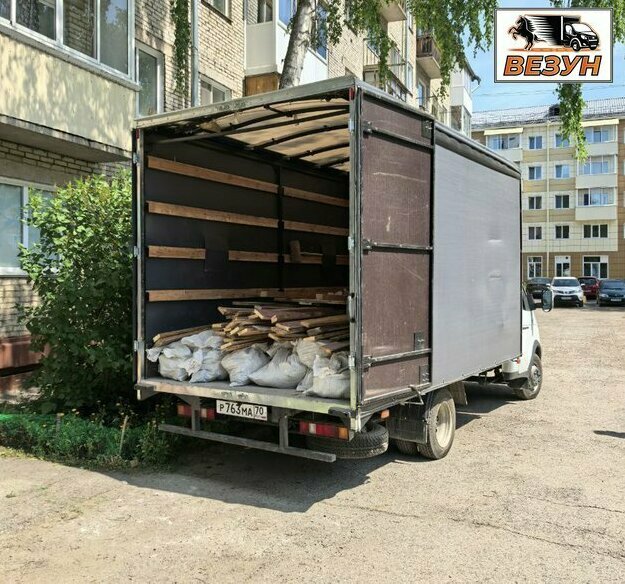 Вывоз строительного мусора с подъезда на Газели 