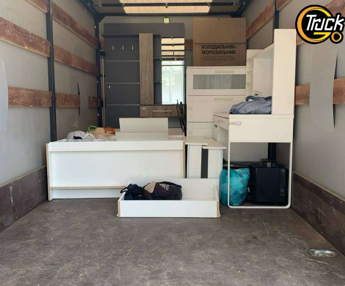 Переезд в частный дом в Северске — доставка мебели на Газели